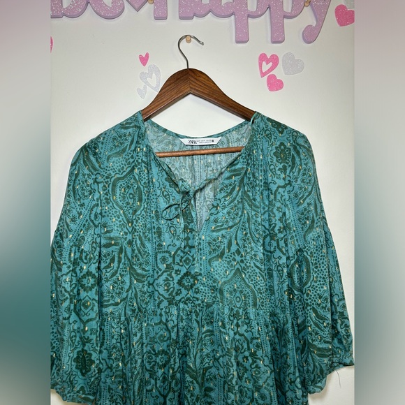 ZARA, Short printed Dress ๐ Short V-neck dress with tasseled tie. - Picture 2 of 4